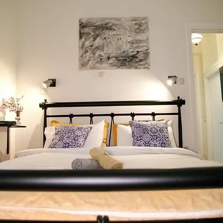 Villa Aroura Homes Garden House 2br 2ba Free Parking *